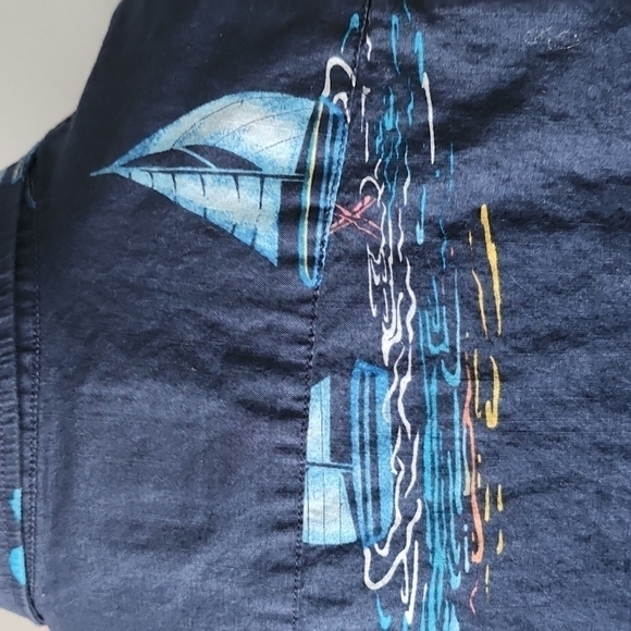 American Eagle Navy blue sailboat button-down shirt Size: MT - Picture 3 of 10